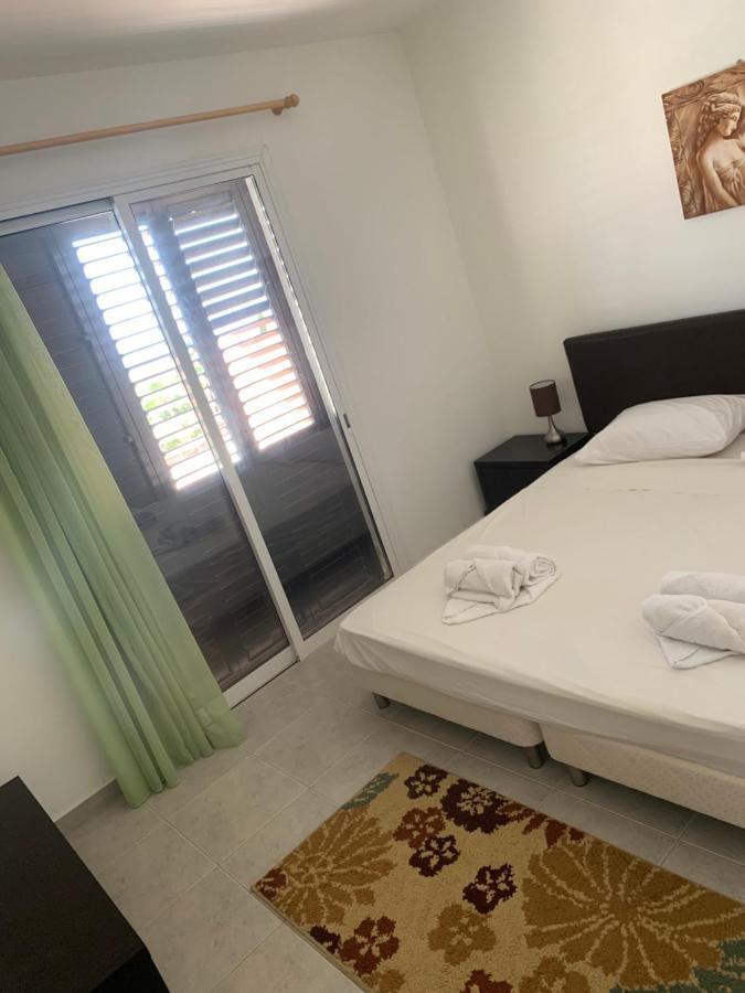 Desire Gardens Townhouse F5 Villa Peyia Exterior photo